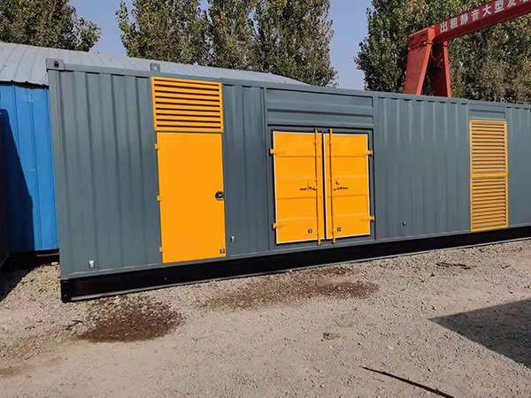 景泰300kw 柴油发电机组用多大的空气开关？